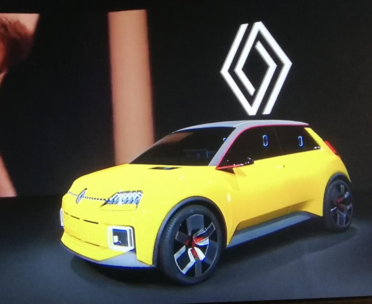 Renault, il nuovo piano punta su electric vehicles e tecnologia - 