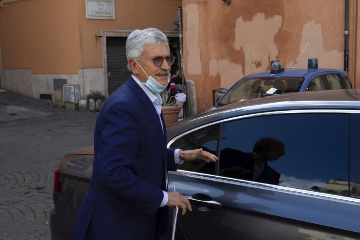Governo: D’Alema “Non si manda via l’uomo più popolare” - 