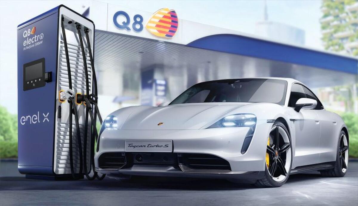 Porsche, Q8 ed Enel X insieme per ampliare rete ricarica Ultrafast - 