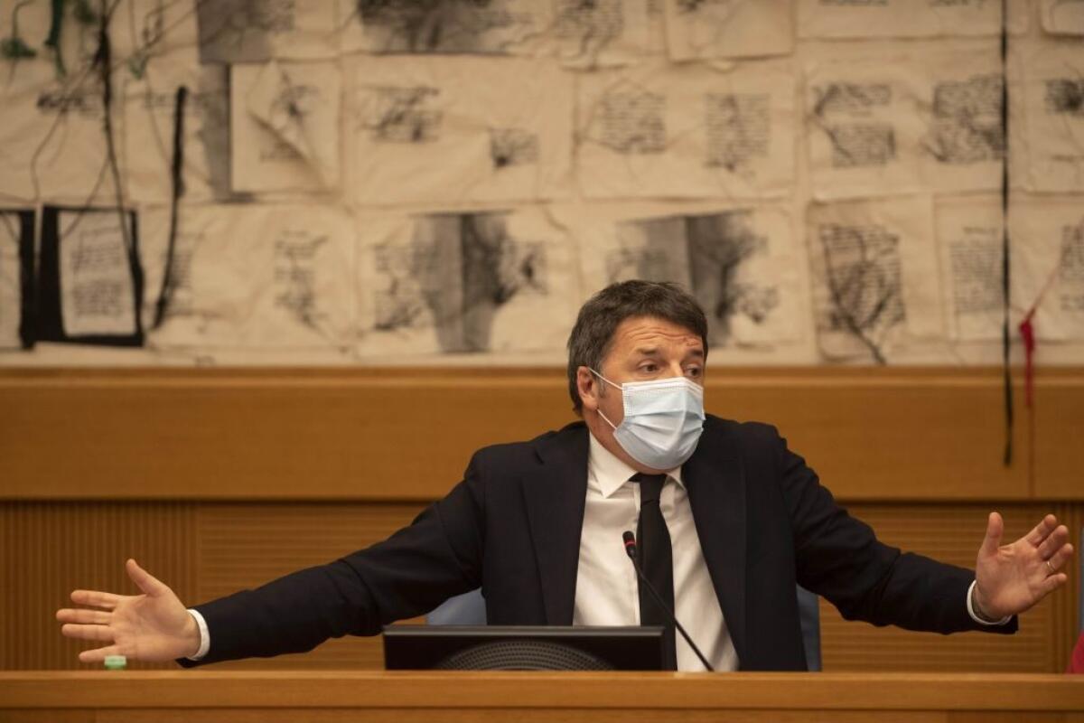 Renzi “Disponibili a discutere senza veti, non voteremo fiducia” - 