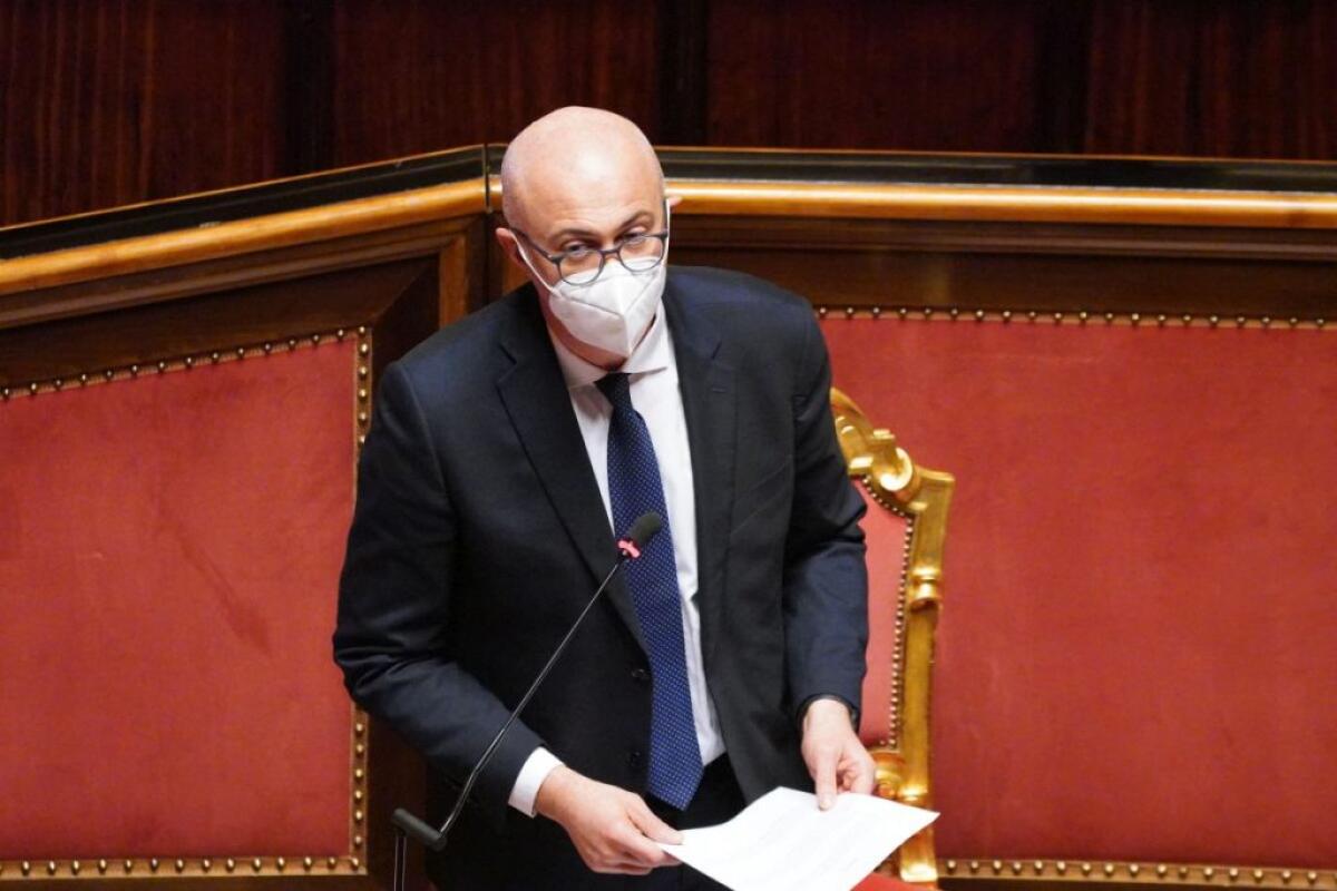 Governo, D’Incà “Andare avanti con Conte” - 