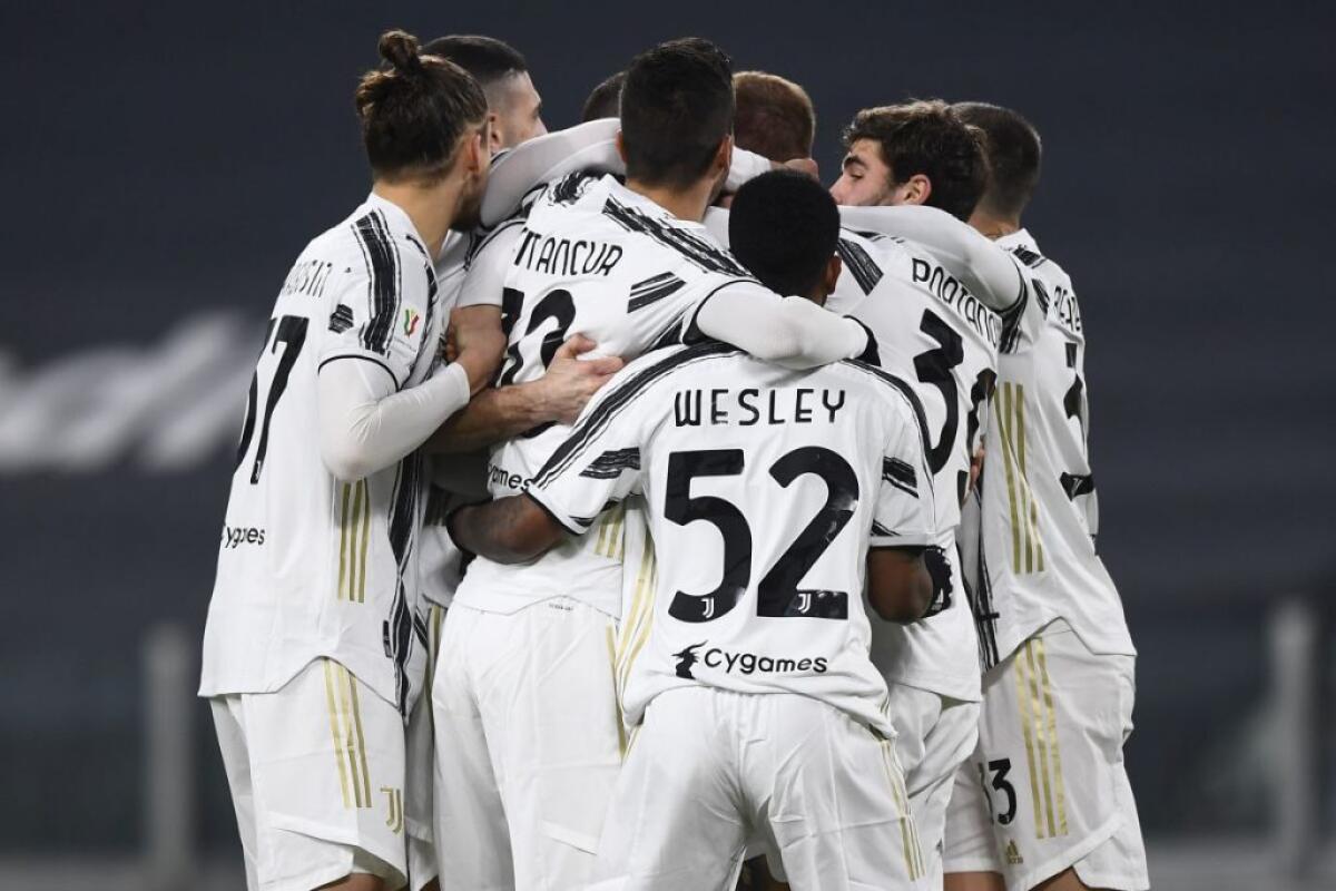 Juve ai quarti di Coppa Italia, 3-2 al Genoa dopo supplementari - 