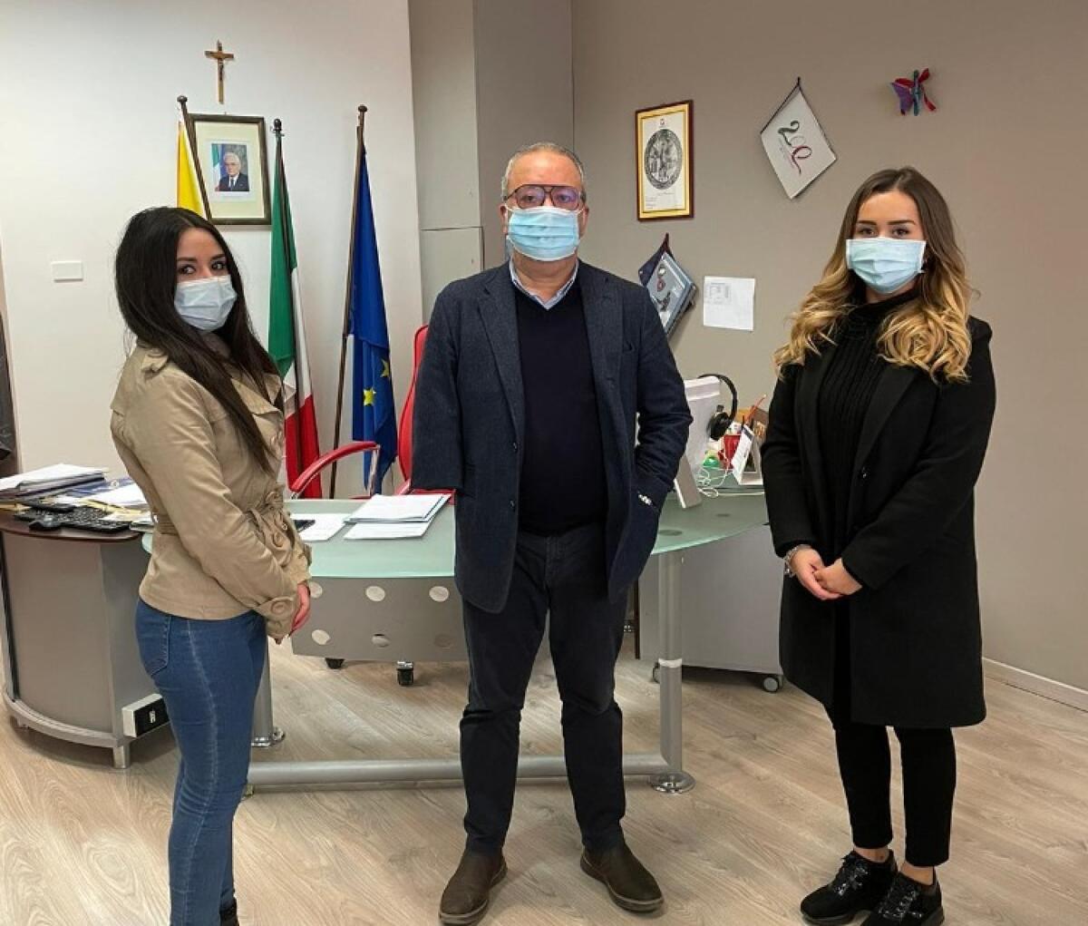 Consulta giovanile, Sammito ha incontrato Pisano e Malluzzo: "Piena collaborazione" - Sammito ha ricevuto Martina Pisano e Laura Malluzzo