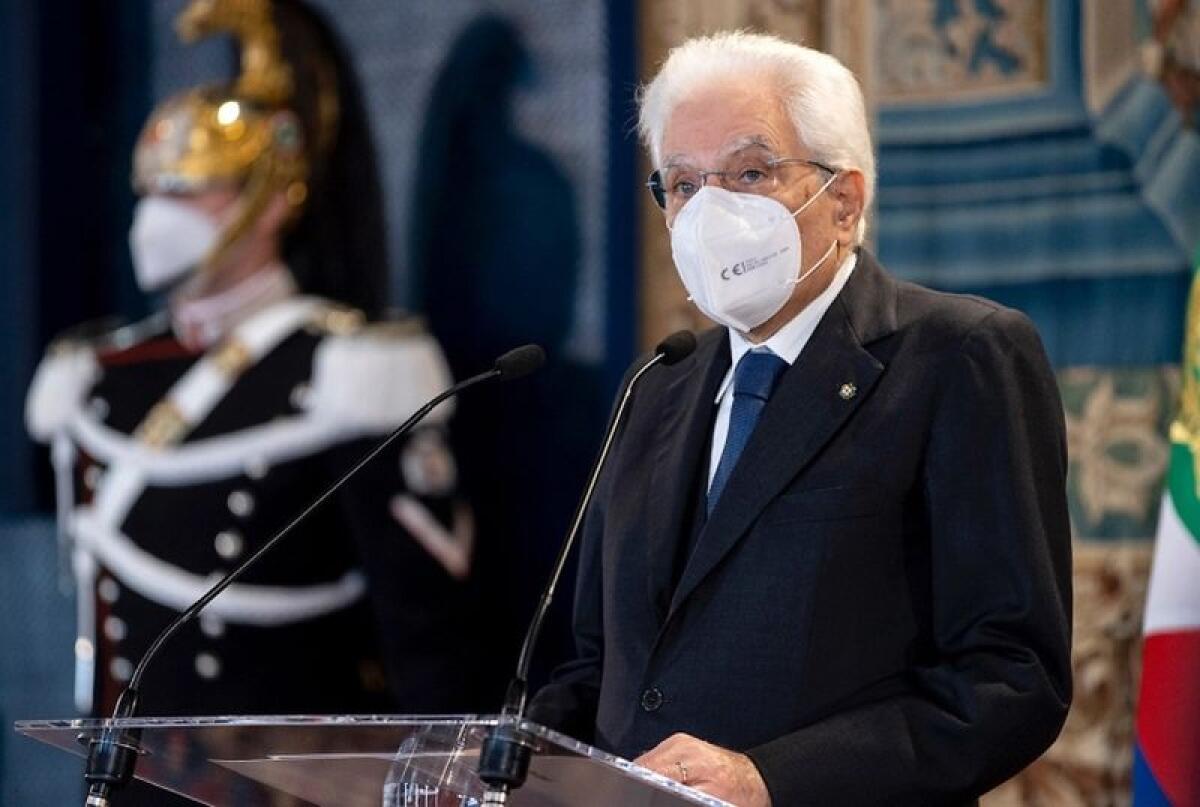Covid, Mattarella “riconoscenti a personale sanitario in prima linea” - 