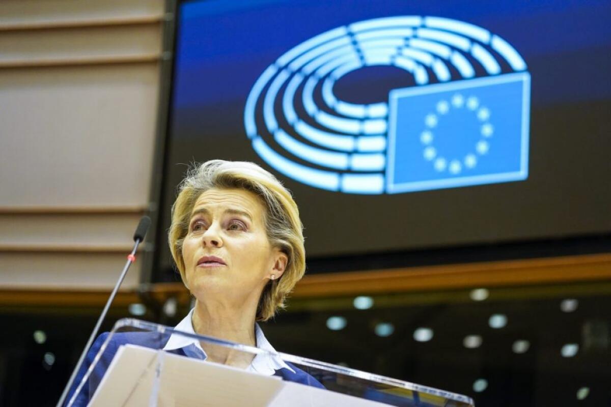 Vaccini, Von der Leyen “Richiameremo AstraZeneca ai suoi obblighi” - 