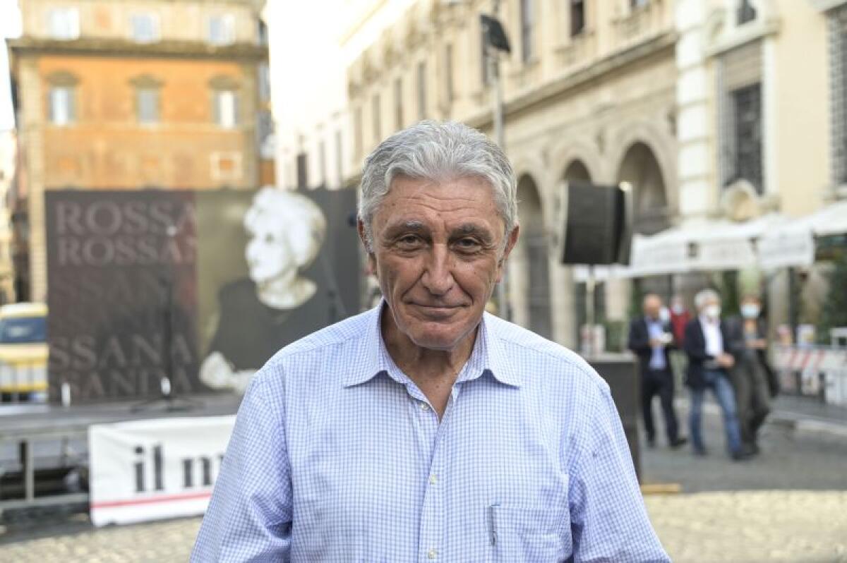 Amministrative, Bassolino si candida a sindaco di Napoli - 
