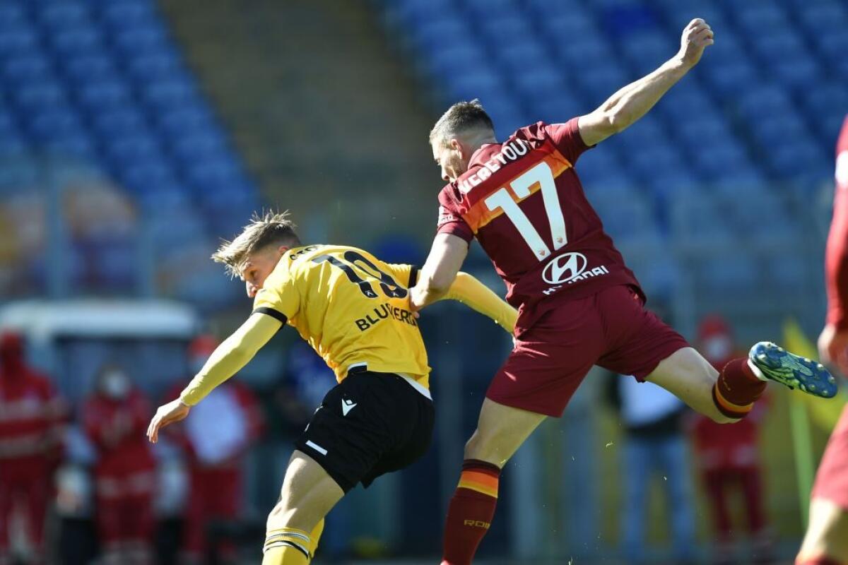 Roma-Udinese 3-0, doppietta Veretout e gol Pedro - 