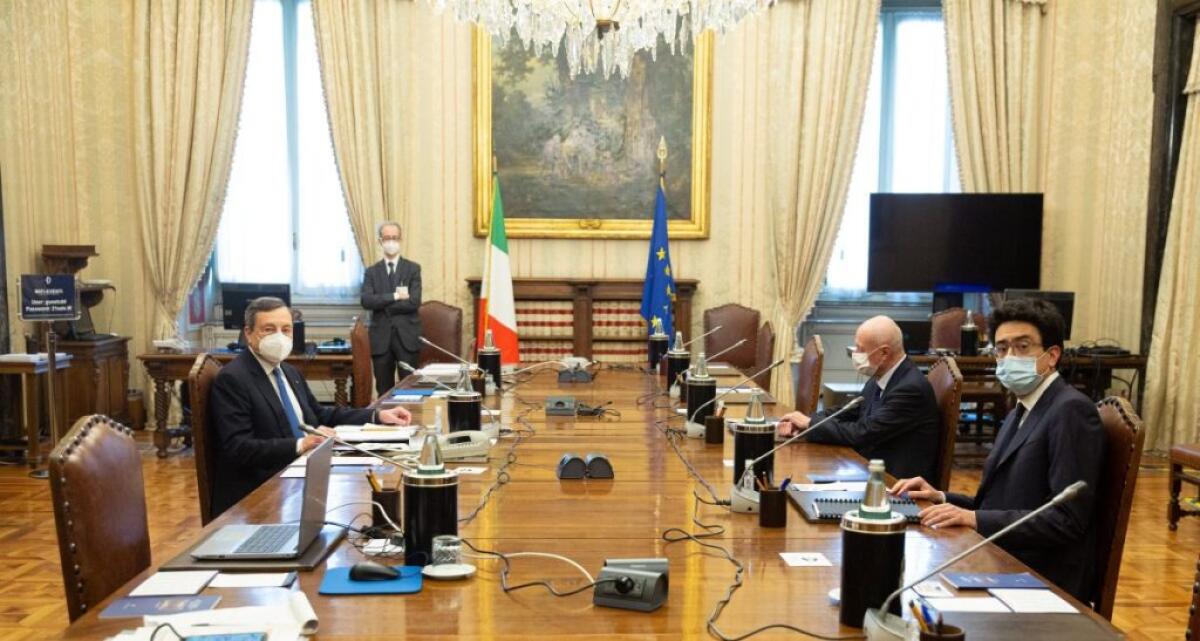 Al via le consultazioni, cresce l’appoggio per Draghi - 