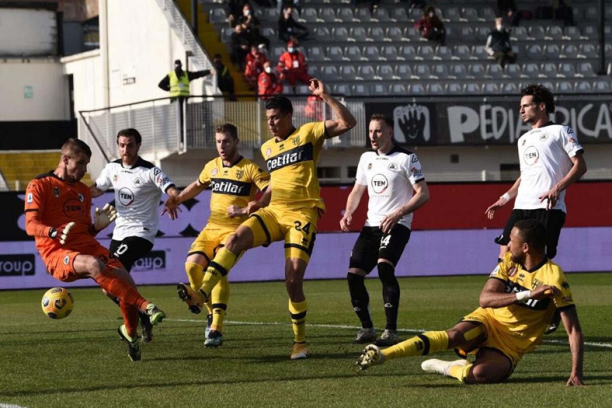 Parma avanti, ma lo Spezia recupera due gol e pareggia - 