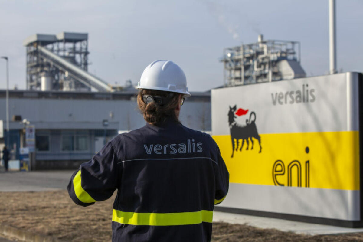 Versalis ottiene la certificazione per produrre prodotti da bionafta - 