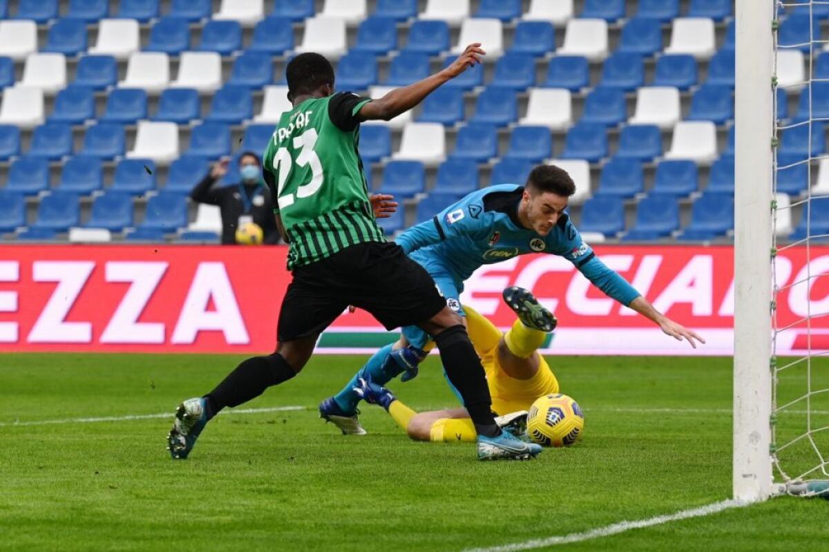Colpo Spezia, Erlic e Gyasi regalano tre punti in casa Sassuolo - 