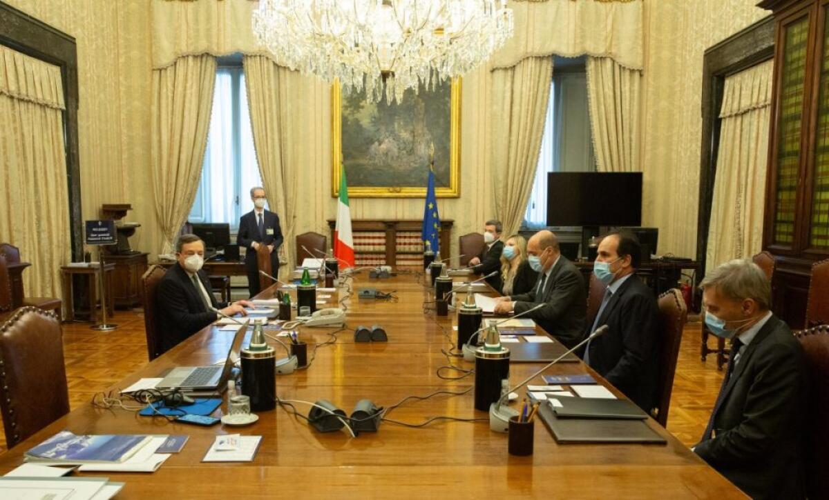 Zingaretti “Non poniamo veti, ma Pd e Lega restano forze alternative” - 