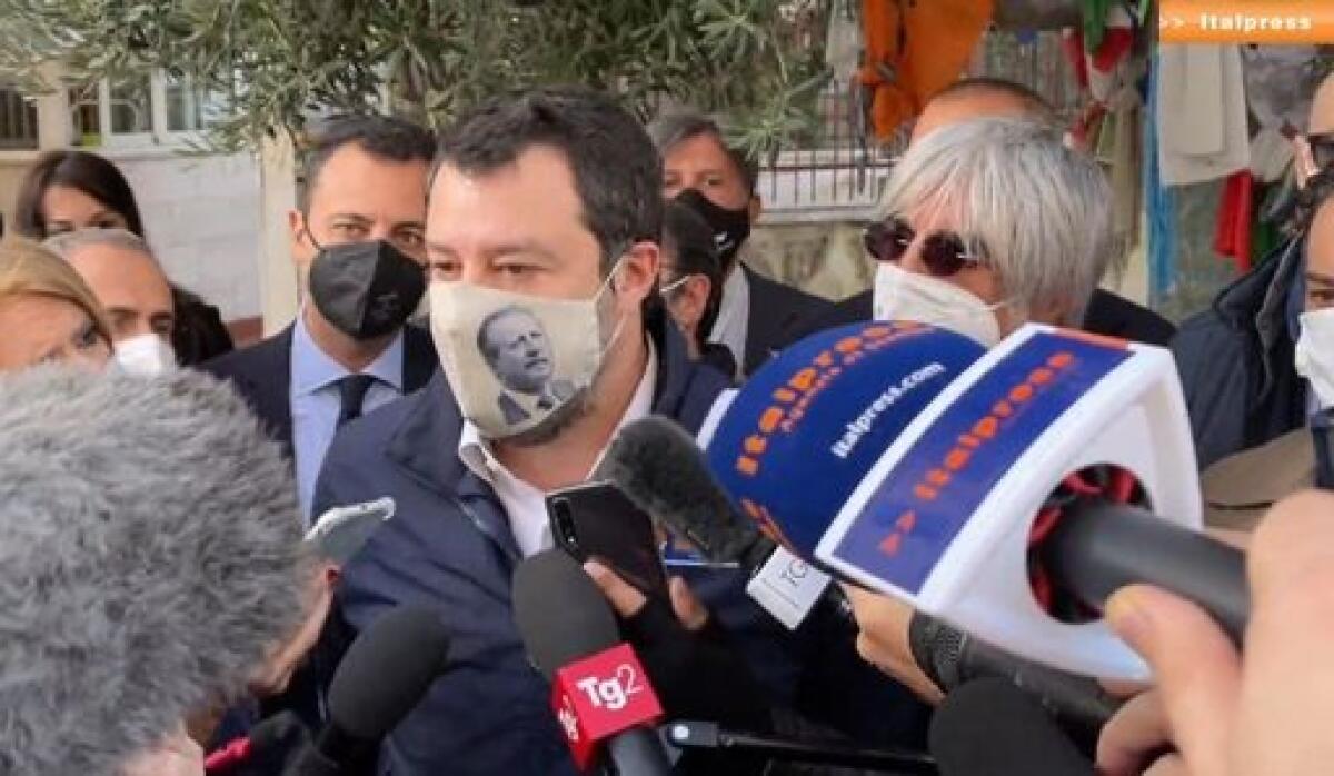 Salvini “Lavoriamo con Draghi per riaprire dopo Pasqua” - 