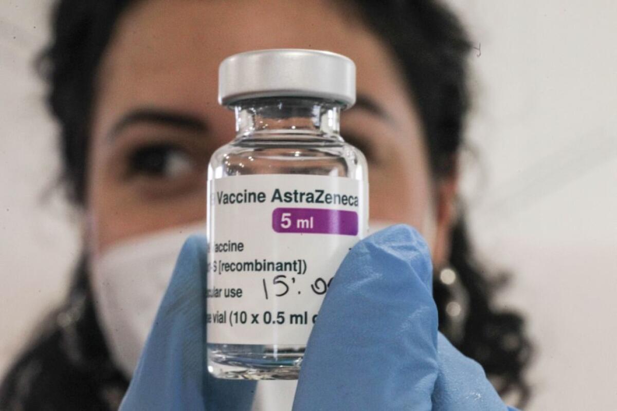Ema “Vaccino Astrazeneca efficace e sicuro, bisogna stare tranquilli” - 