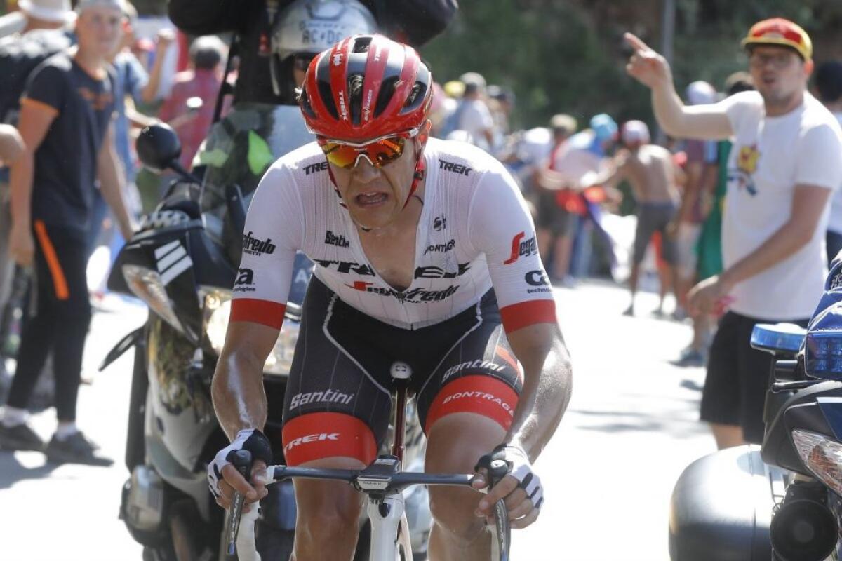 Il belga Stuyven sorprende tutti e vince la 112a Milano-Sanremo - 