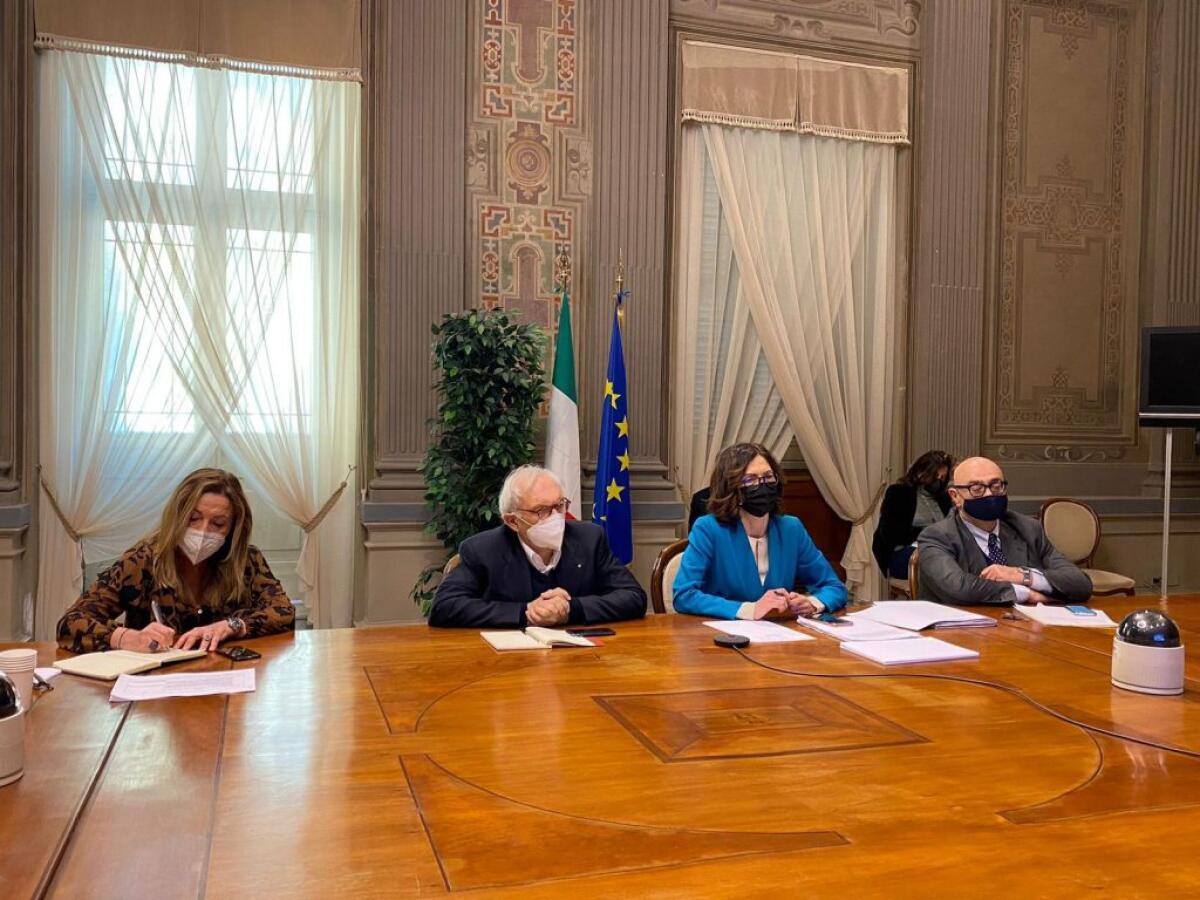 In arrivo il nuovo Dpcm, il Governo incontra gli Enti locali - 