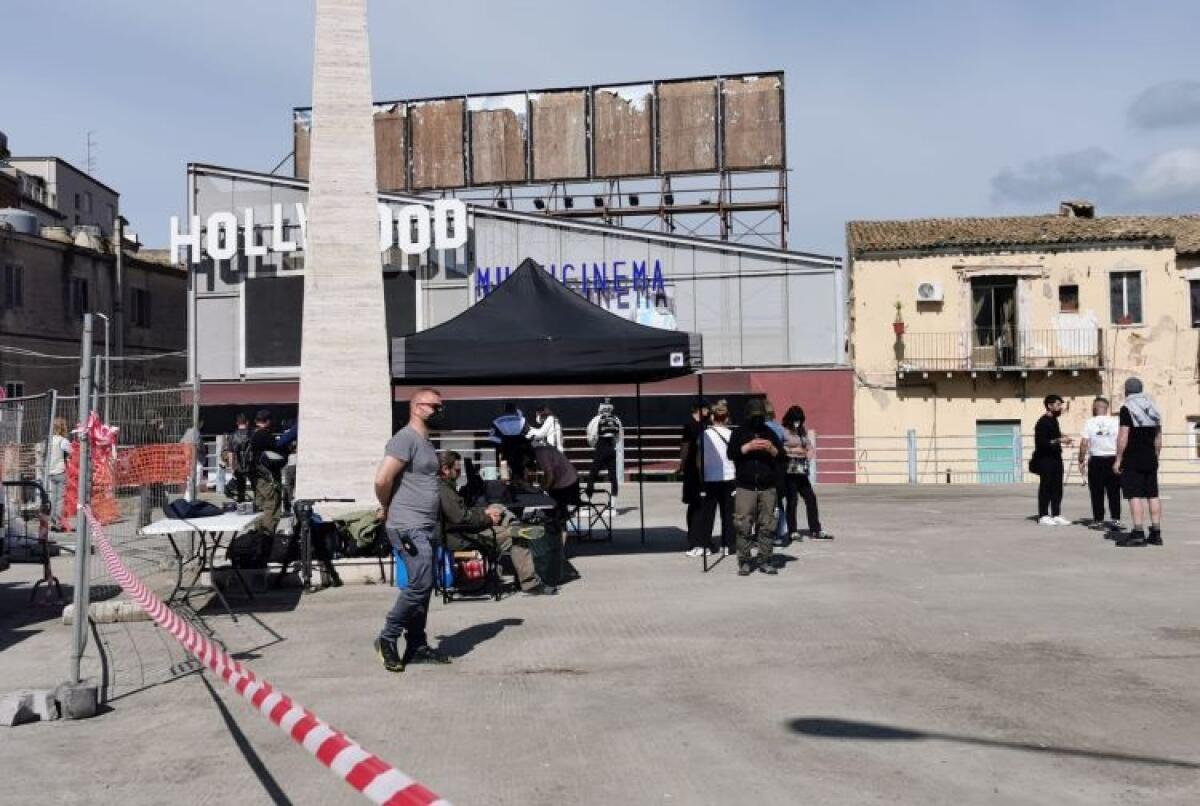 Dolce & Gabbana sceglie la scalinata di via Omero come location di uno spot - 