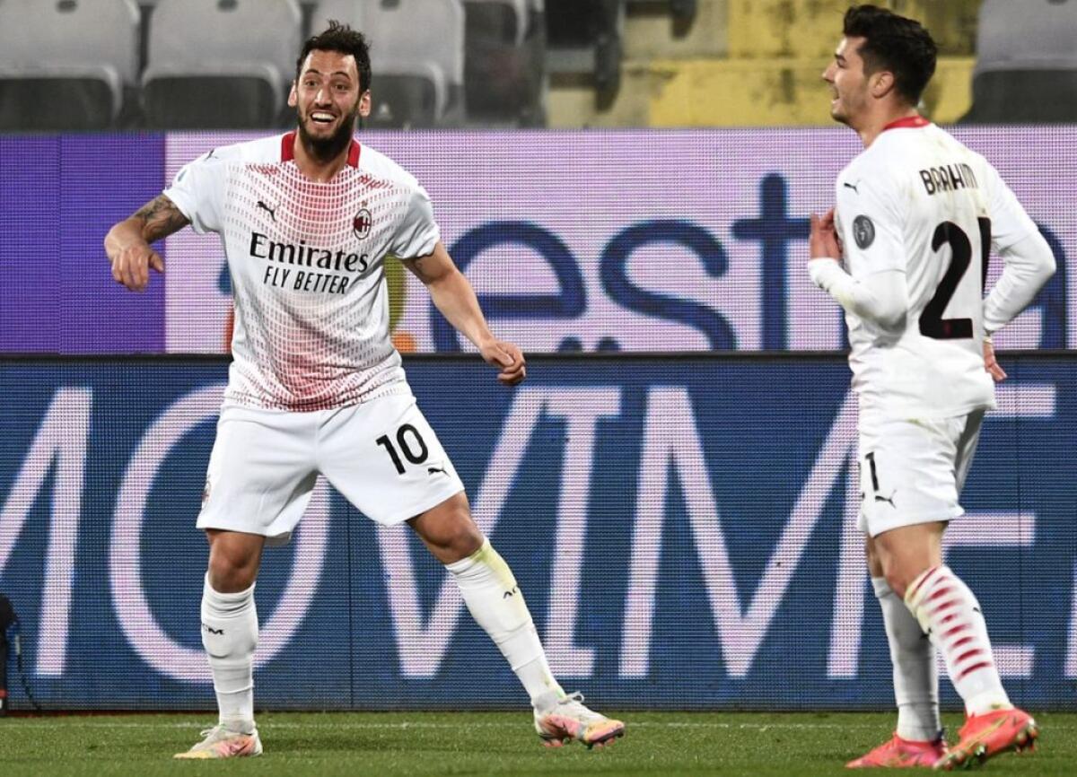 Milan in rimonta a Firenze: battuti i viola 3-2 - 