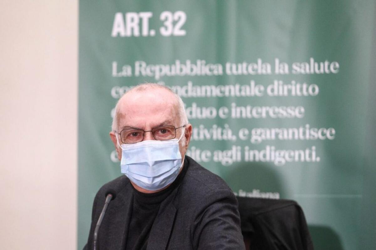 Vaccini, Rezza “Giusto fare accertamenti su AstraZeneca” - 