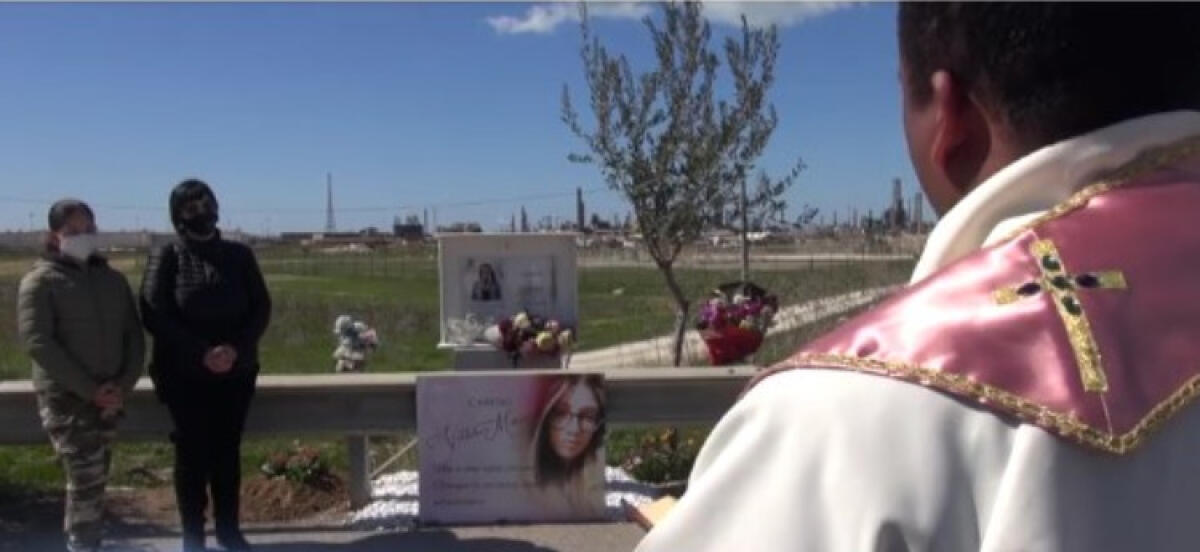 Un ulivo per ricordare Vittoria Caruso, commemorata nel punto dell'incidente mortale - 