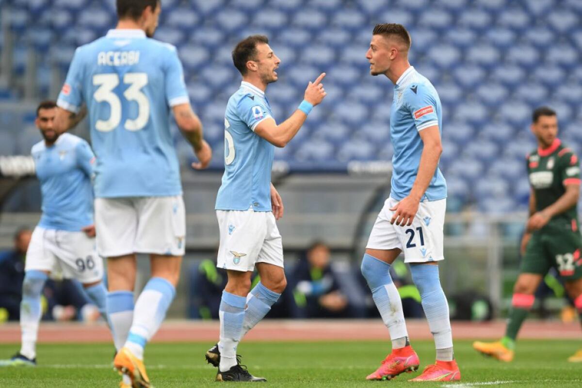 La Lazio batte il Crotone 3-2, decide Caicedo nel finale - 