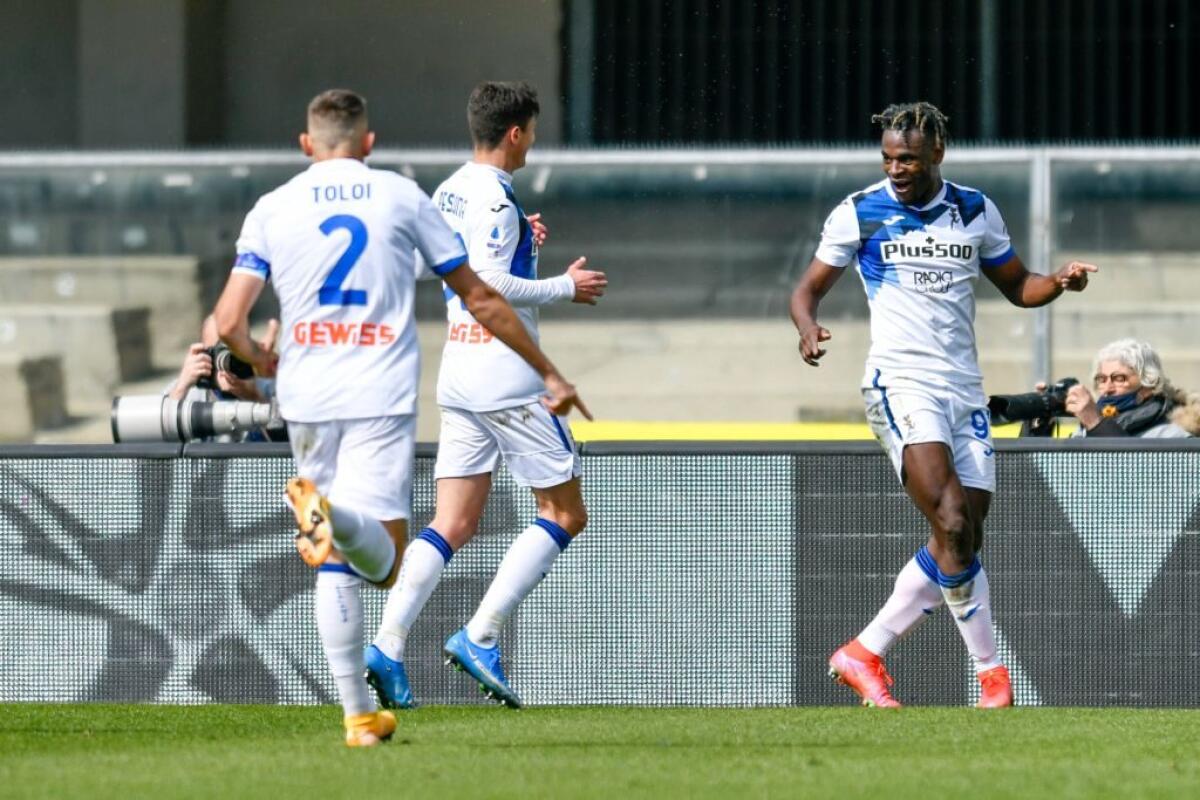 Malinovskyi e Zapata a segno, l’Atalanta vince 2-0 a Verona - 