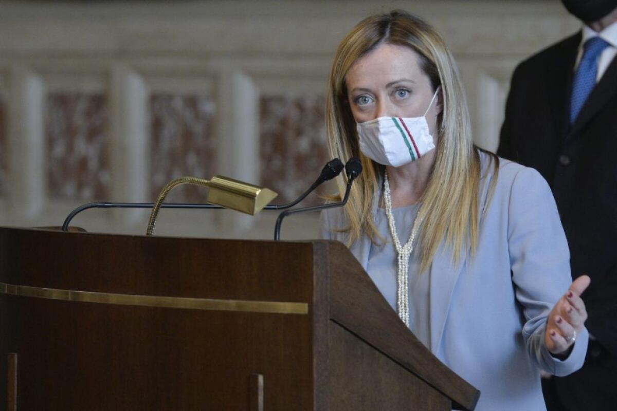 Meloni “Sui vaccini c’è confusione, dall’Ue incapacità e lentezza” - 