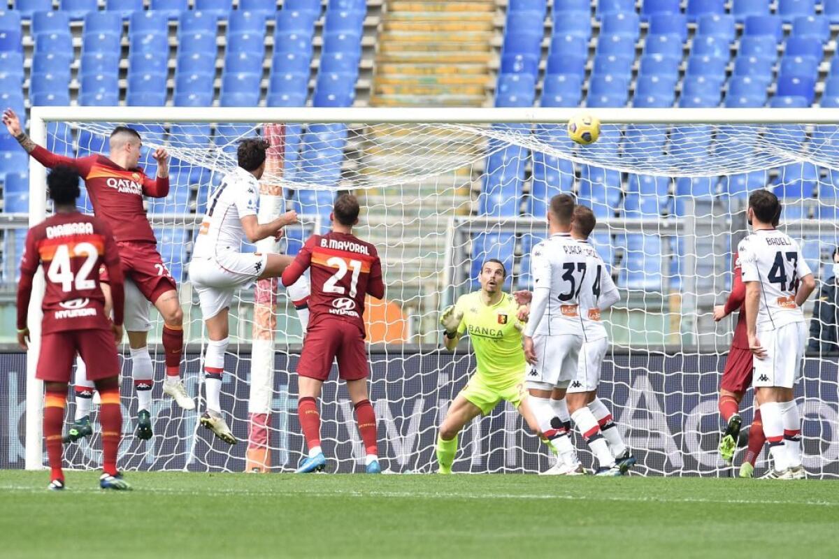 La Roma tiene il passo da Champions, col Genoa decide Mancini - 