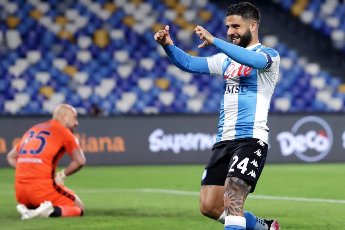 Sette gol al Maradona, Napoli-Lazio 5-2 - 