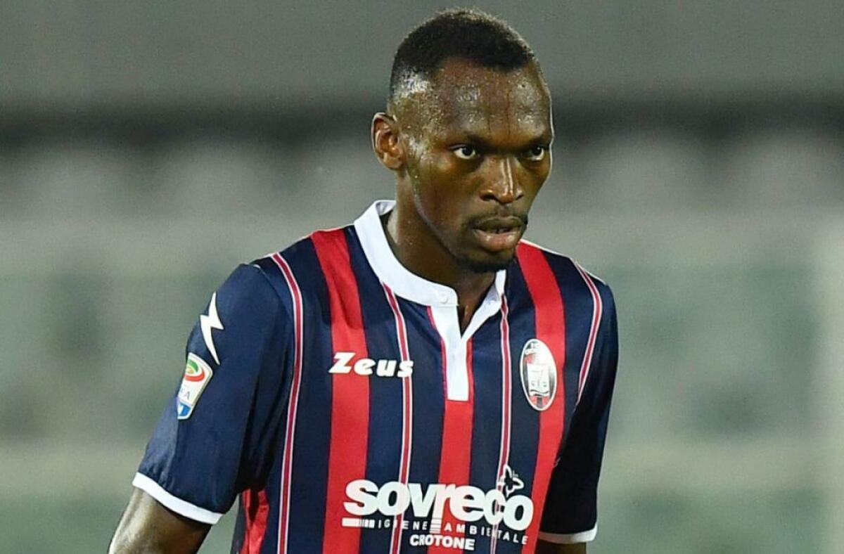 Crotone vince 4-3 a Parma, doppietta di Simy - 
