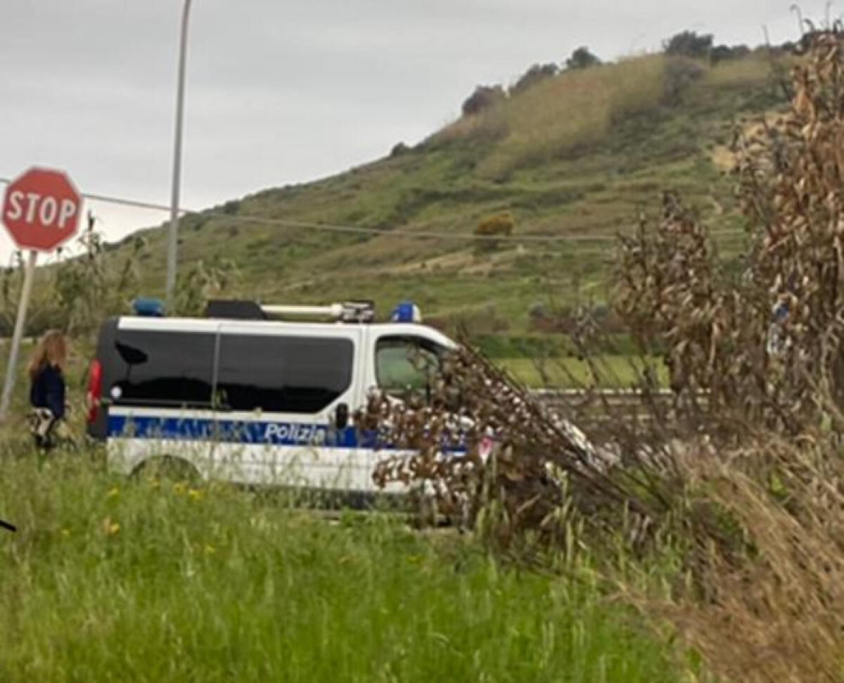Incidente a Macchitella, scontro tra auto: feriti in ospedale - 