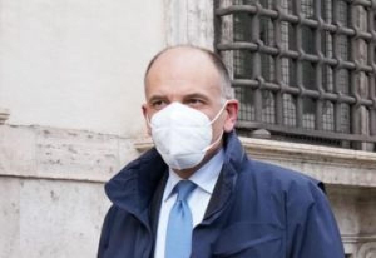 Letta “Serve un grande patto per ricostruire” - 
