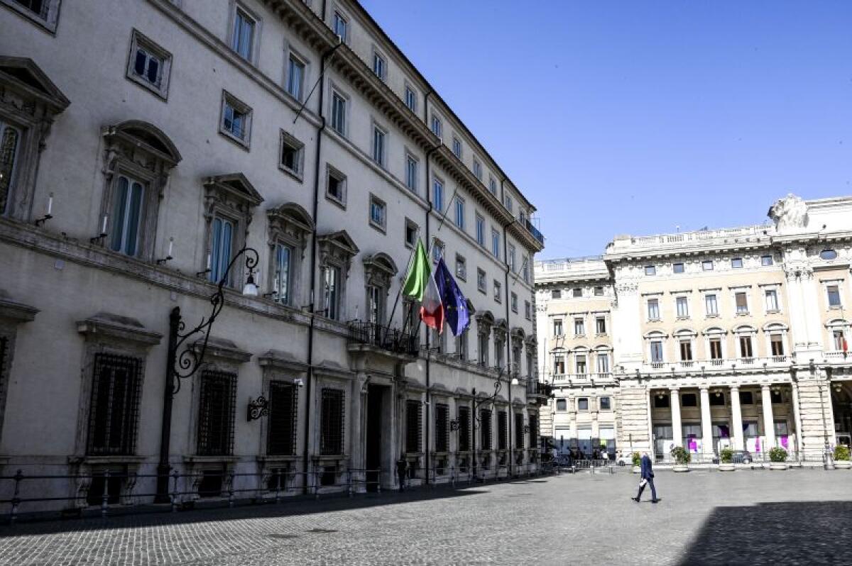 Def, il Cdm dà il via libera allo scostamento - 
