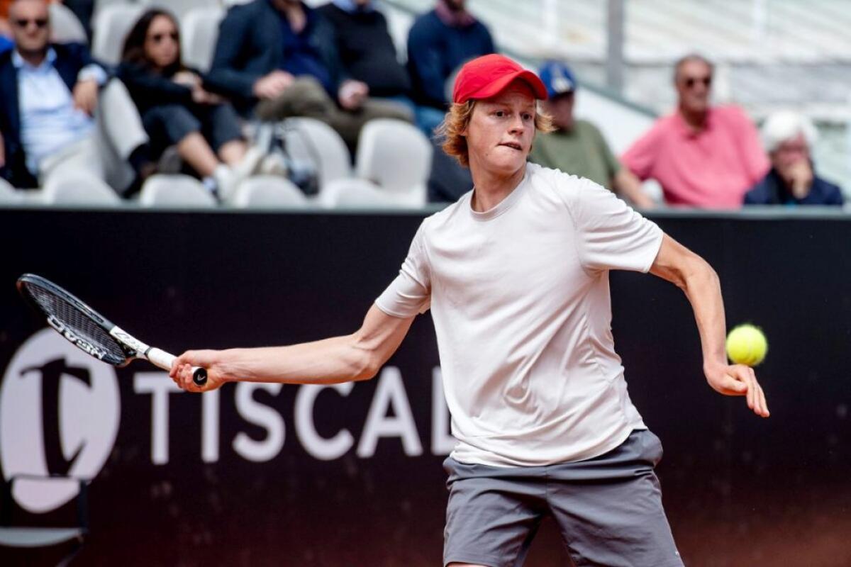 Sinner batte Rublev e conquista le semifinali a Barcellona - 