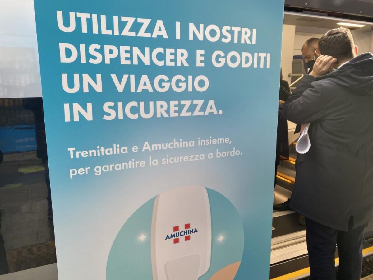 Amuchina a bordo dei treni regionali di Trenitalia - 