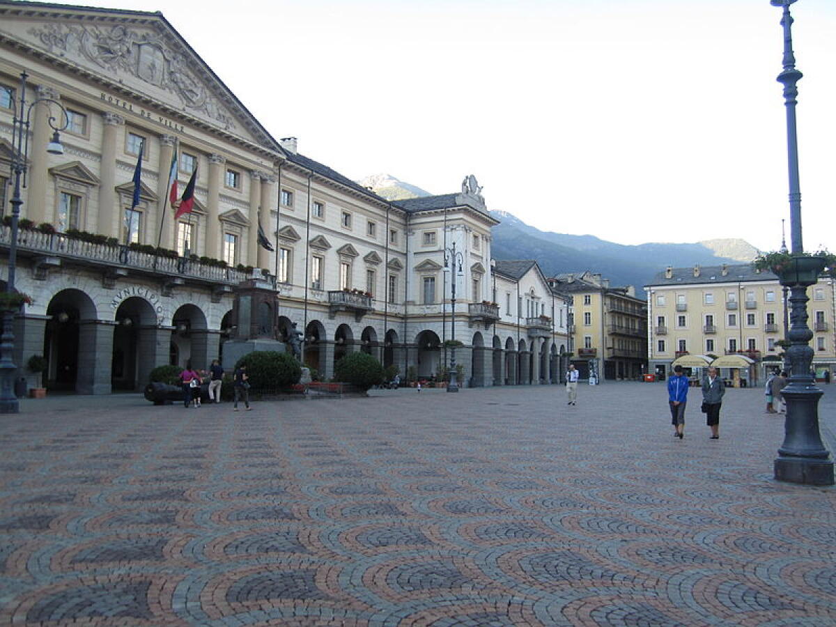 Covid, Valle d’Aosta in zona rossa, 5 regioni in arancione - 
