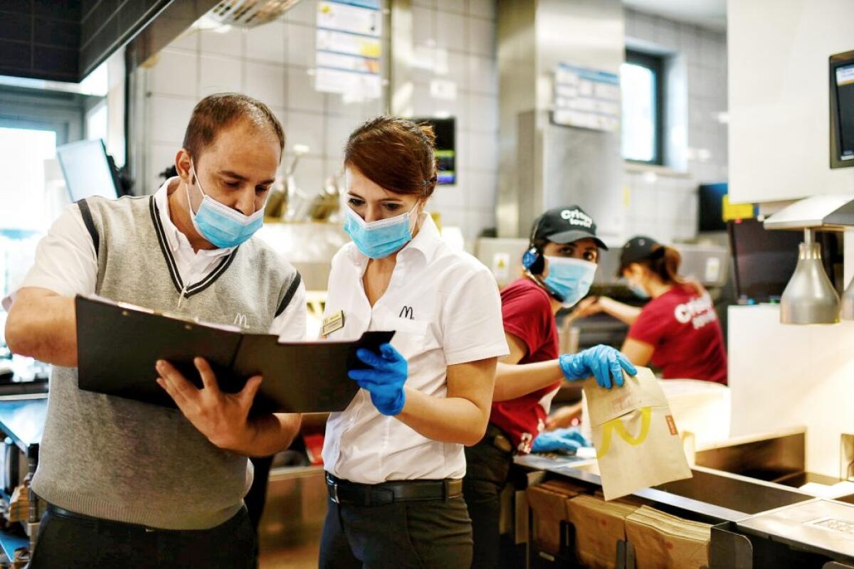 McDonald’s disponibile a vaccinare i suoi 25.000 dipendenti in Italia - 