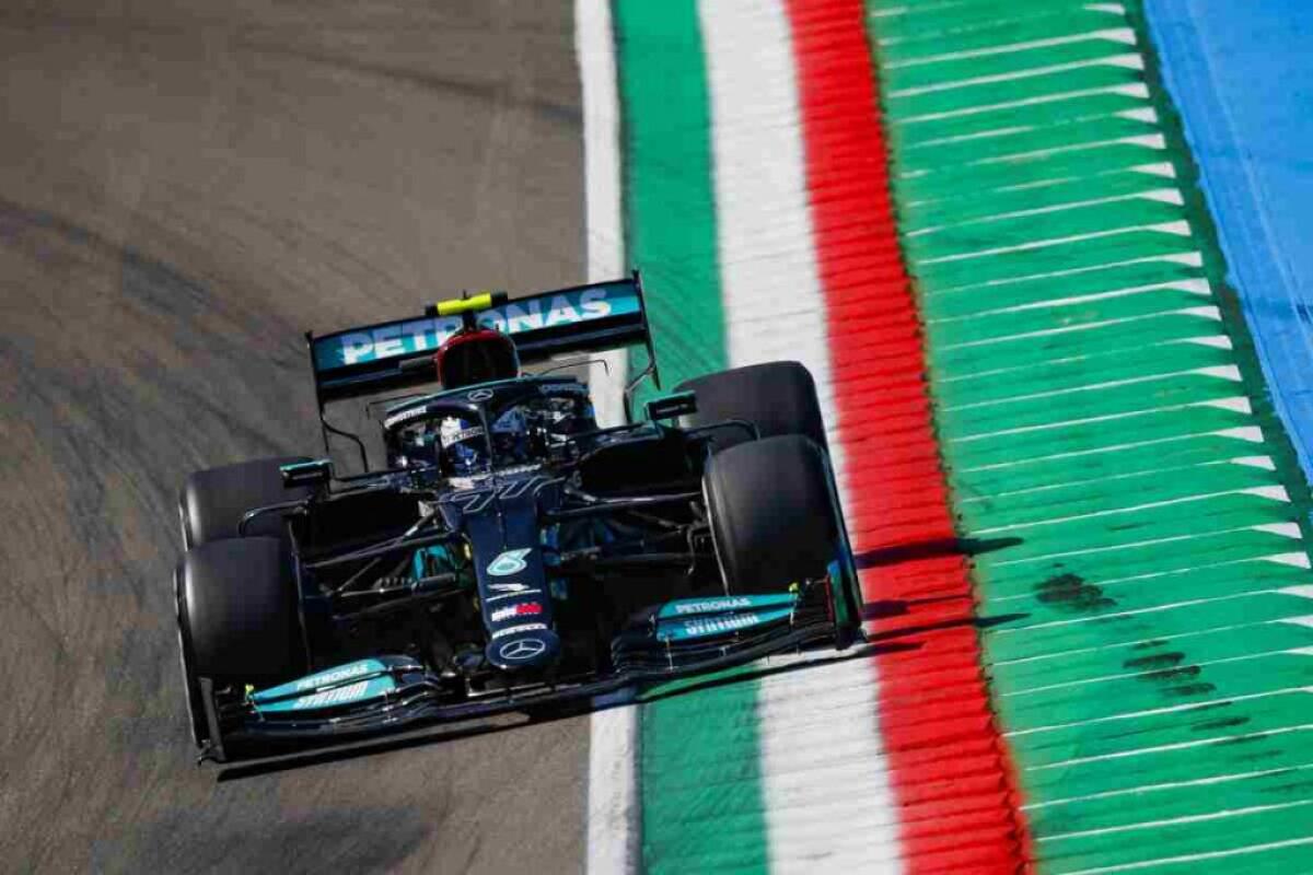 Bottas il più veloce nel venerdì di libere a Imola - 