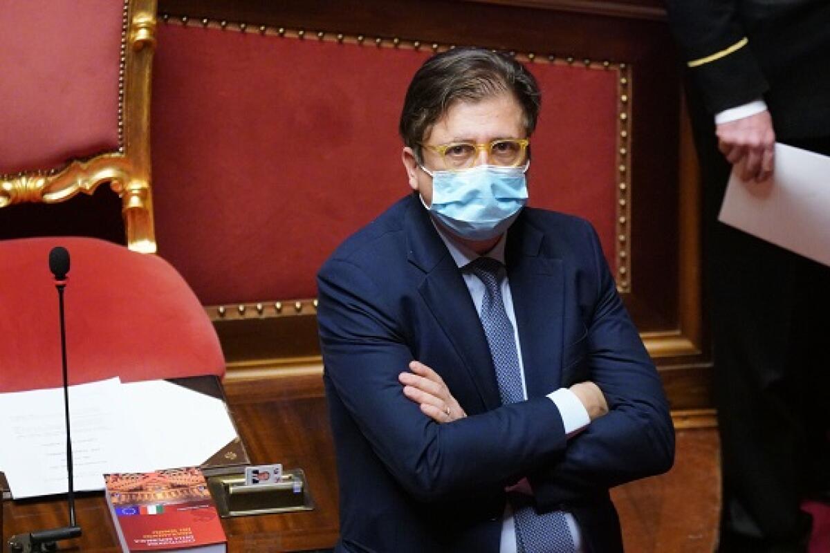Sileri “Riaperture irreversibili ma presto per togliere coprifuoco” - 