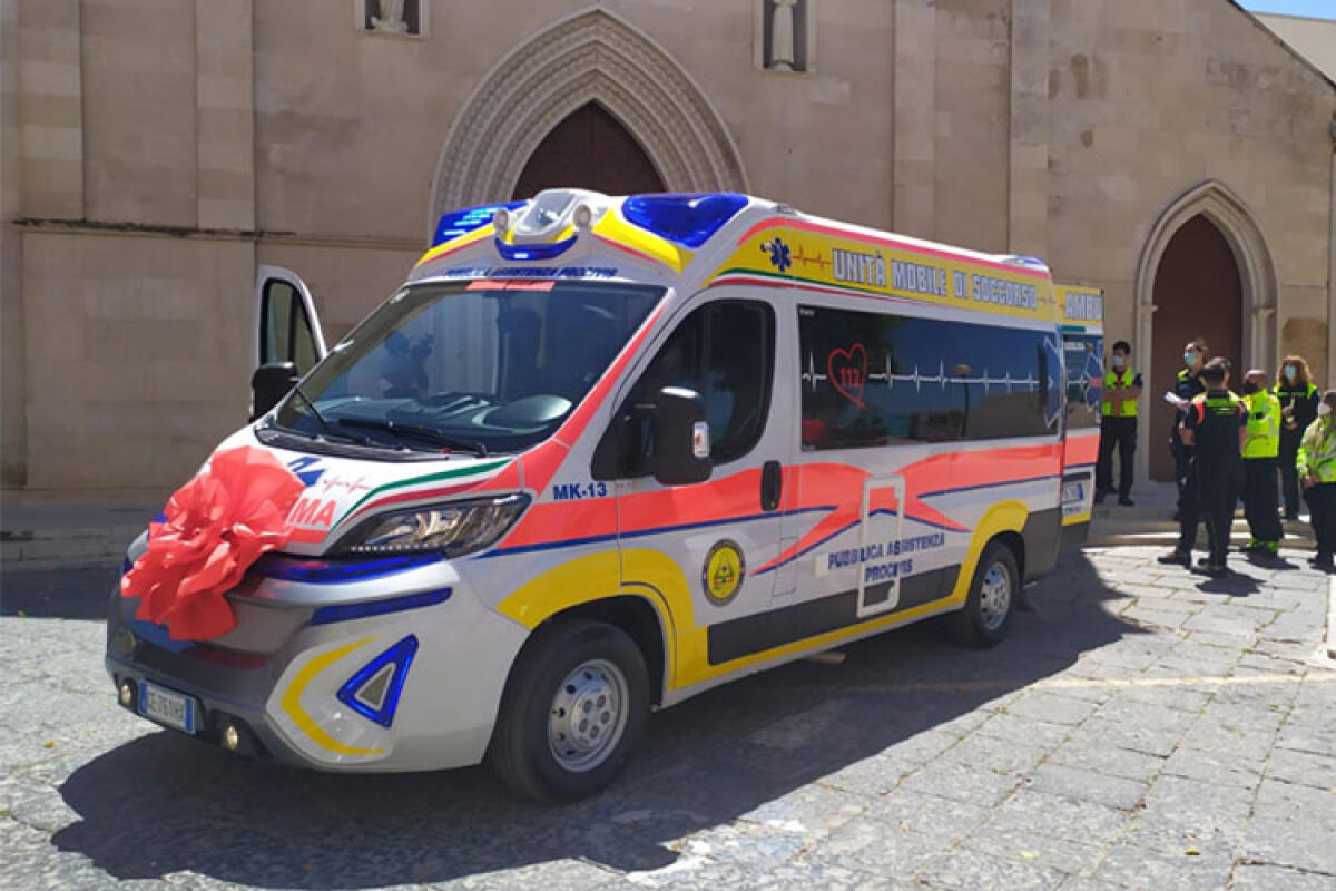 Procivis, inaugurata ambulanza per emergenza covid - 