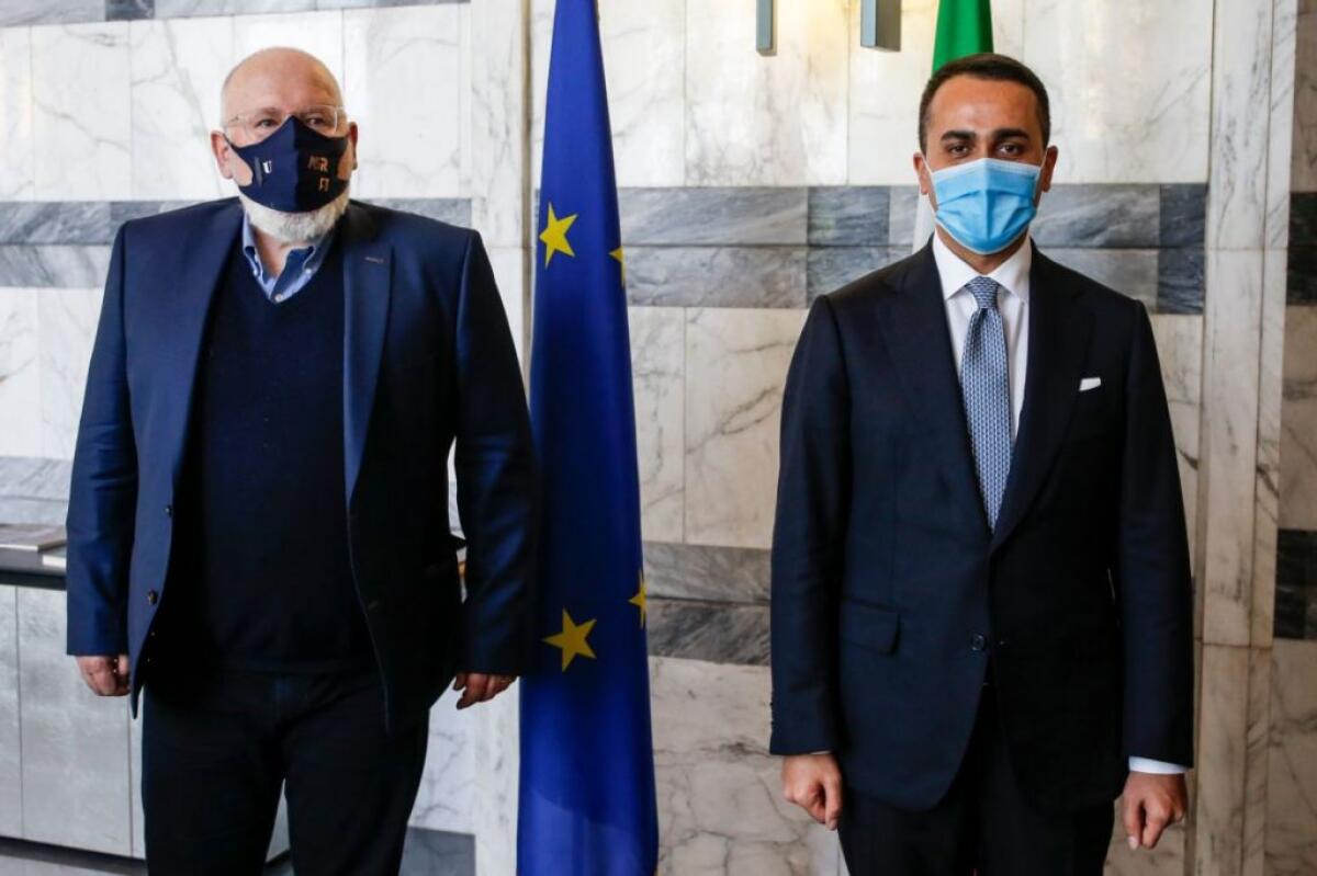 Di Maio incontra Timmermans “Pieno sostegno al Green Deal Ue” - 