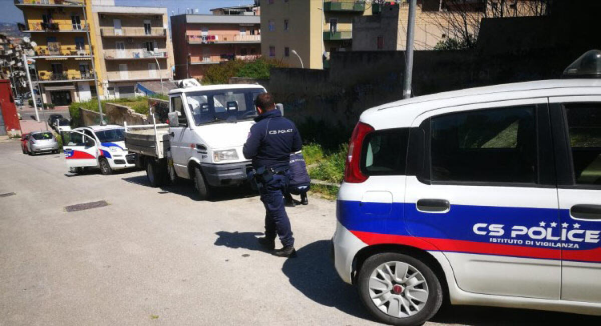 Furto di meloni e la fuga, dopo un inseguimento ambulante fermato da guardie giurate - 