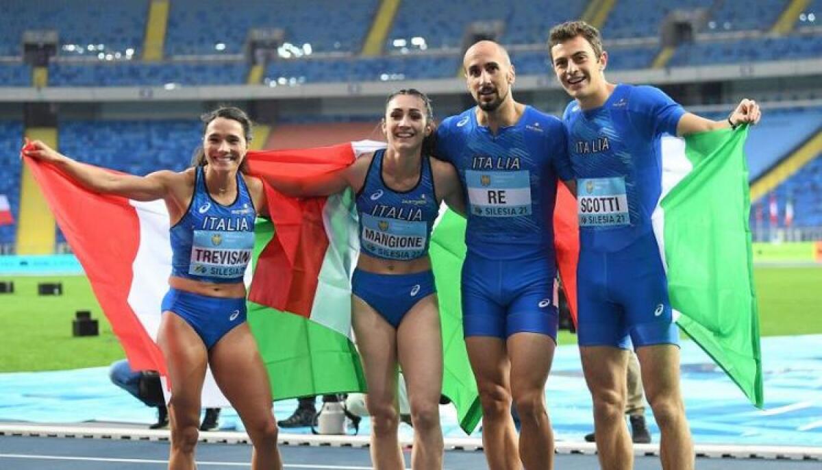 Alice Mangione corona il sogno: oro in Polonia e pass per Tokyo 2021! - Alice Mangione  festeggia insieme ai compagni - foto fonte Rai Sport