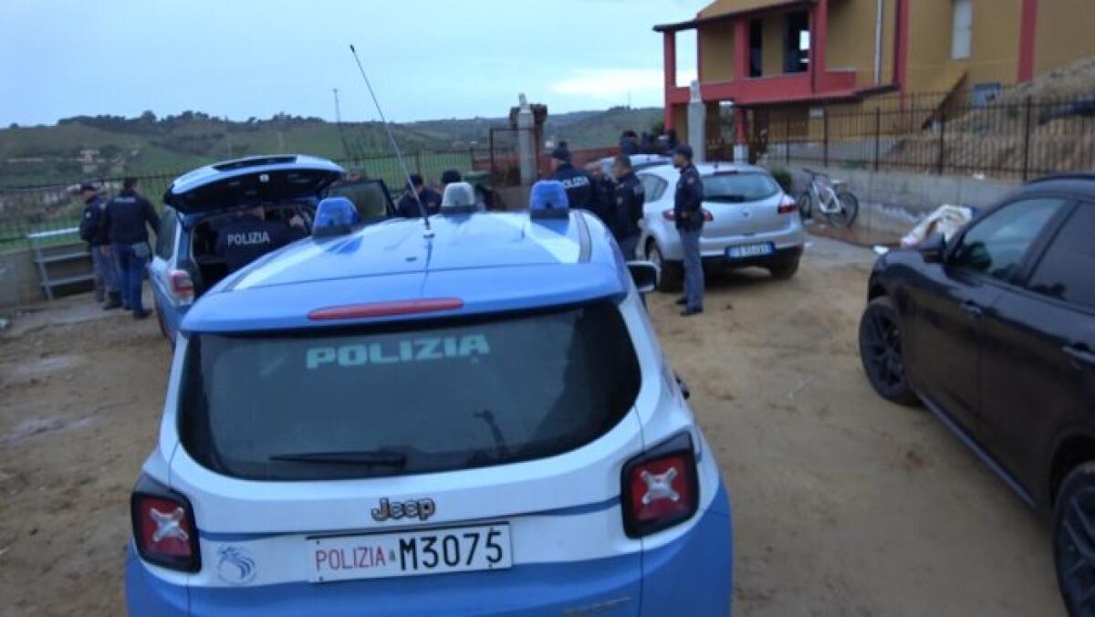 "E' pericoloso", chiesta sorveglianza speciale per Trubia: difesa, "assolto per mafia" - I poliziotti nelle proprietà di Trubia