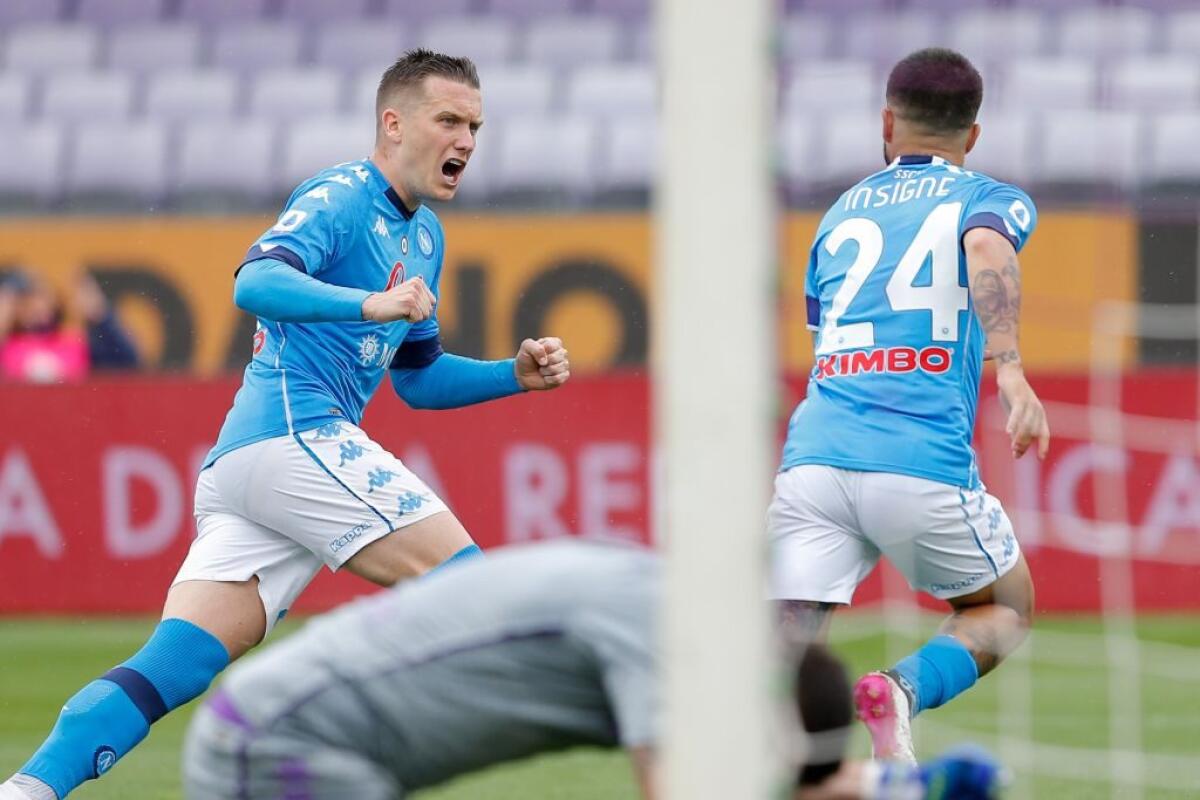 Il Napoli vince 2-0 a Firenze, Champions più vicina - 