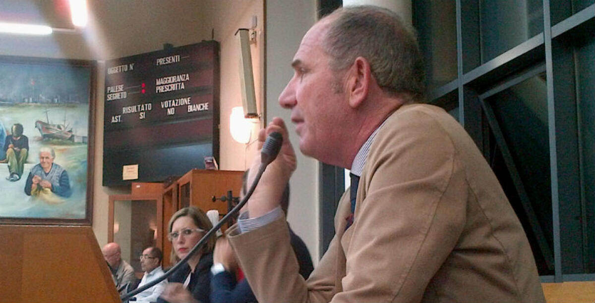 "Basi solide per rapporto con M5s", Siragusa: "Greco? Ormai è governance di destra" - Siragusa parla di "basi solide" per iniziare un rapporto politico con il M5s