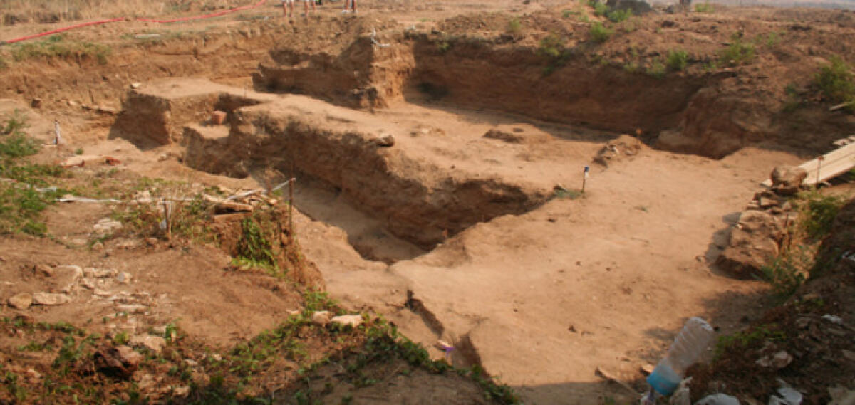 Complesso ellenistico in via Romagnoli, Regione dispone vincolo sull'intera area - Diversi ritrovamenti nell'area di via Romagnoli