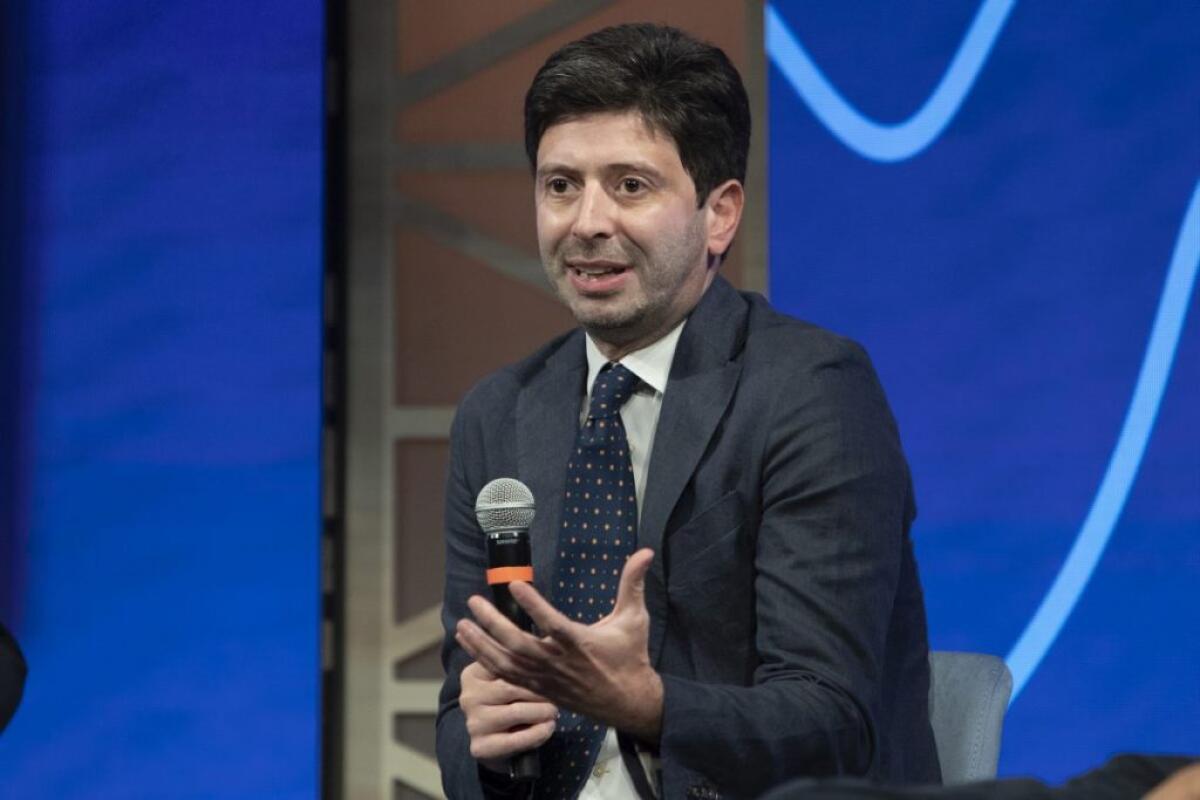 Covid, Speranza “Lavoriamo per superare la quarantena tra i Paesi g7” - 