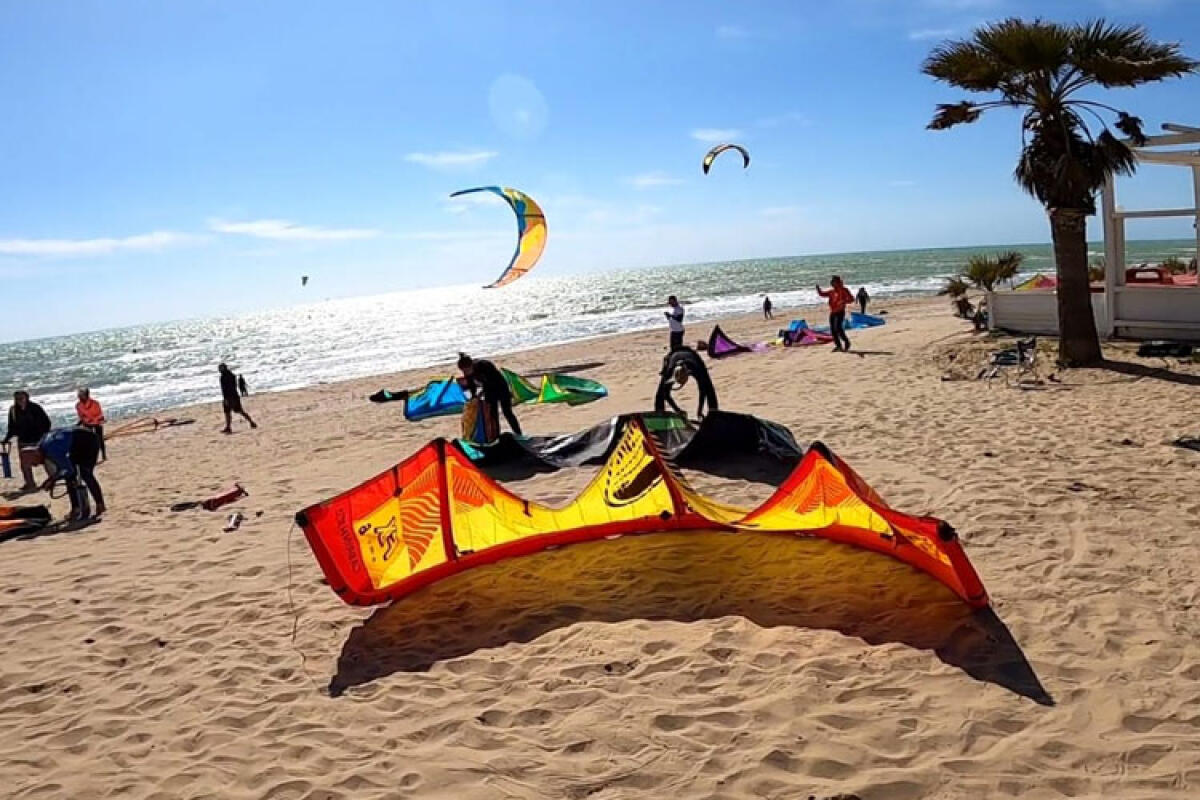 Un flash mob per la bonifica e il campionamento delle plastiche in spiaggia - 