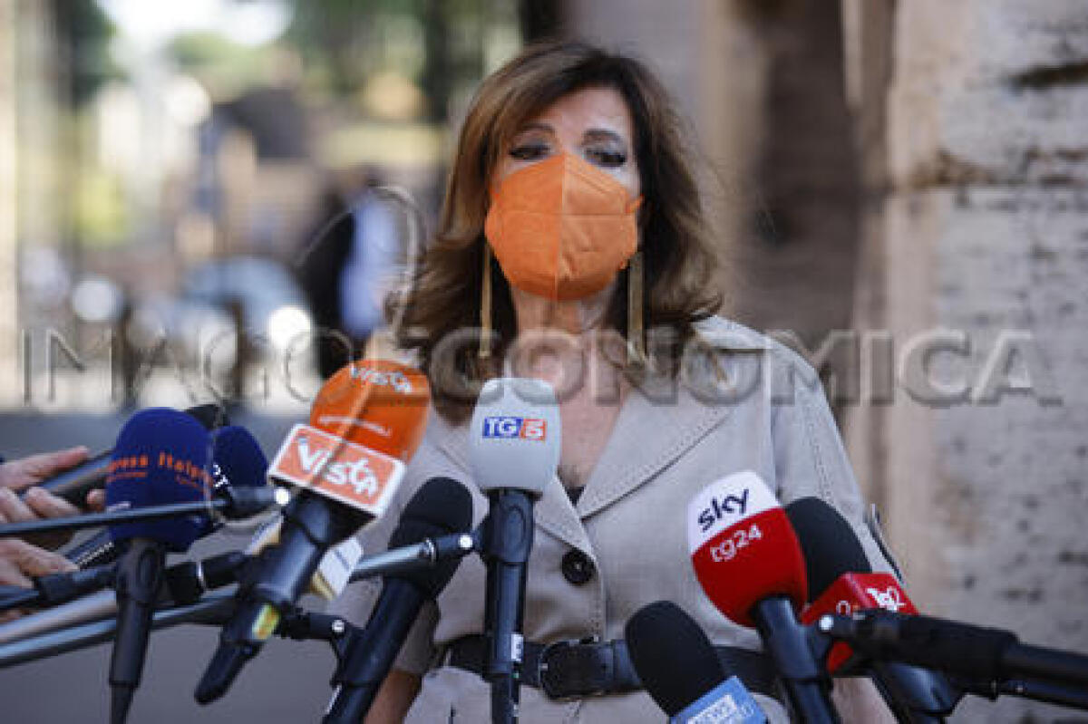 Casellati “Basta barbarie giustizialista, sgomenta per Csm” - 